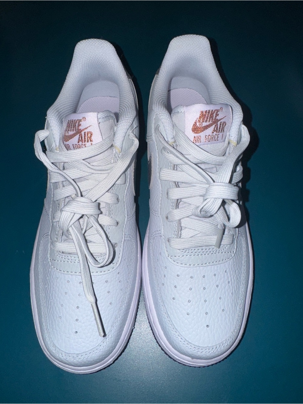 Nike Air Force 1 Grade School (GS) White/Gray Sneakers size 6Y